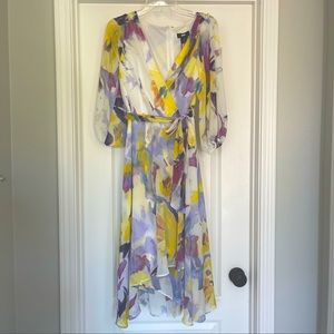 DKNY NWT Balloon Sleeve Faux Wrap Surplice V-Neck Floral Chiffon Dress size 10